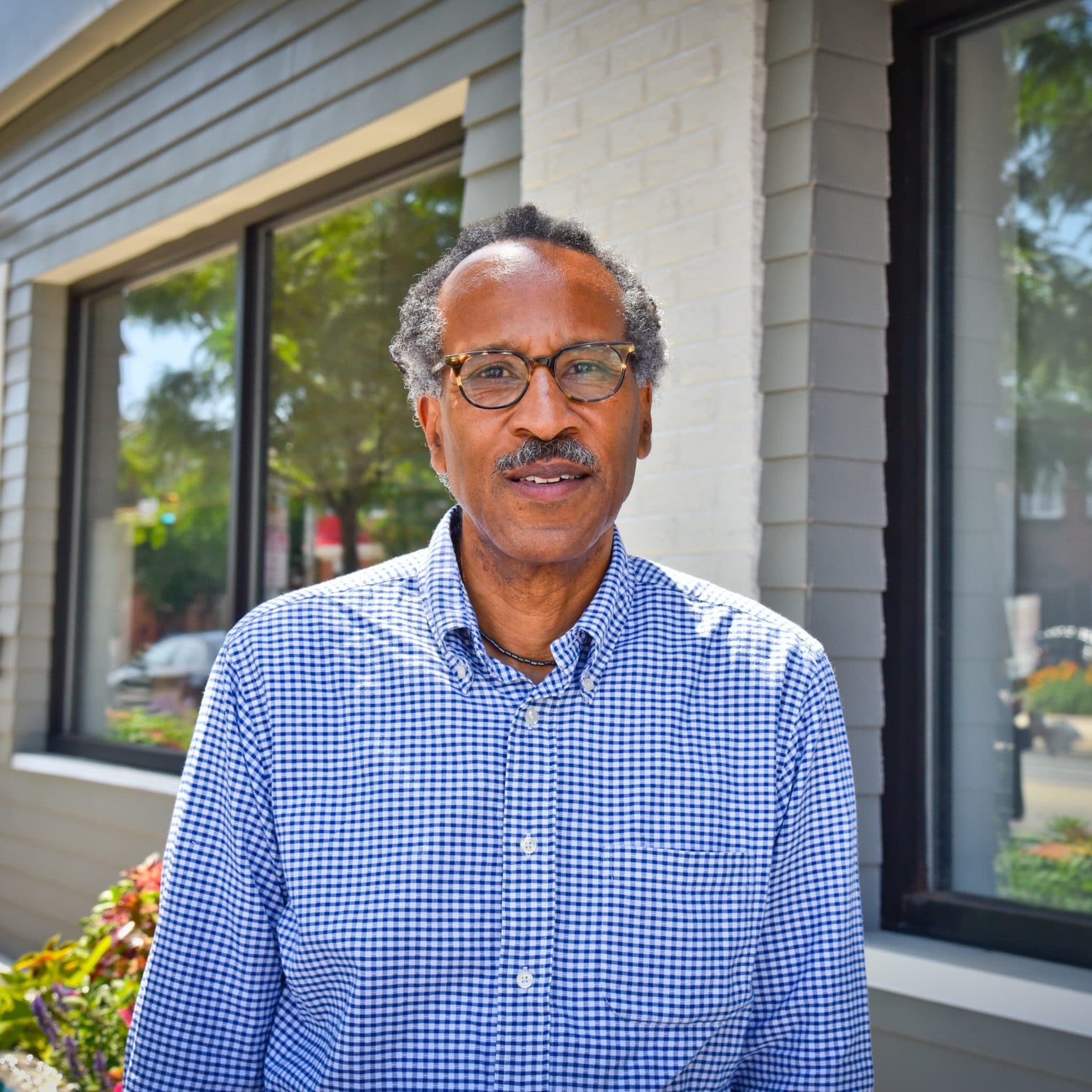 Headshot for Louis Massiah