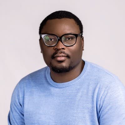 A photograph shows a portrait of Babatunde Apalowo.