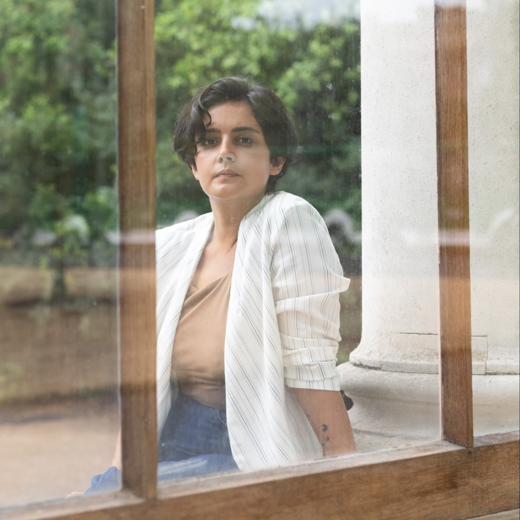 A photograph shows a portrait of Sanaz Sohrabi.