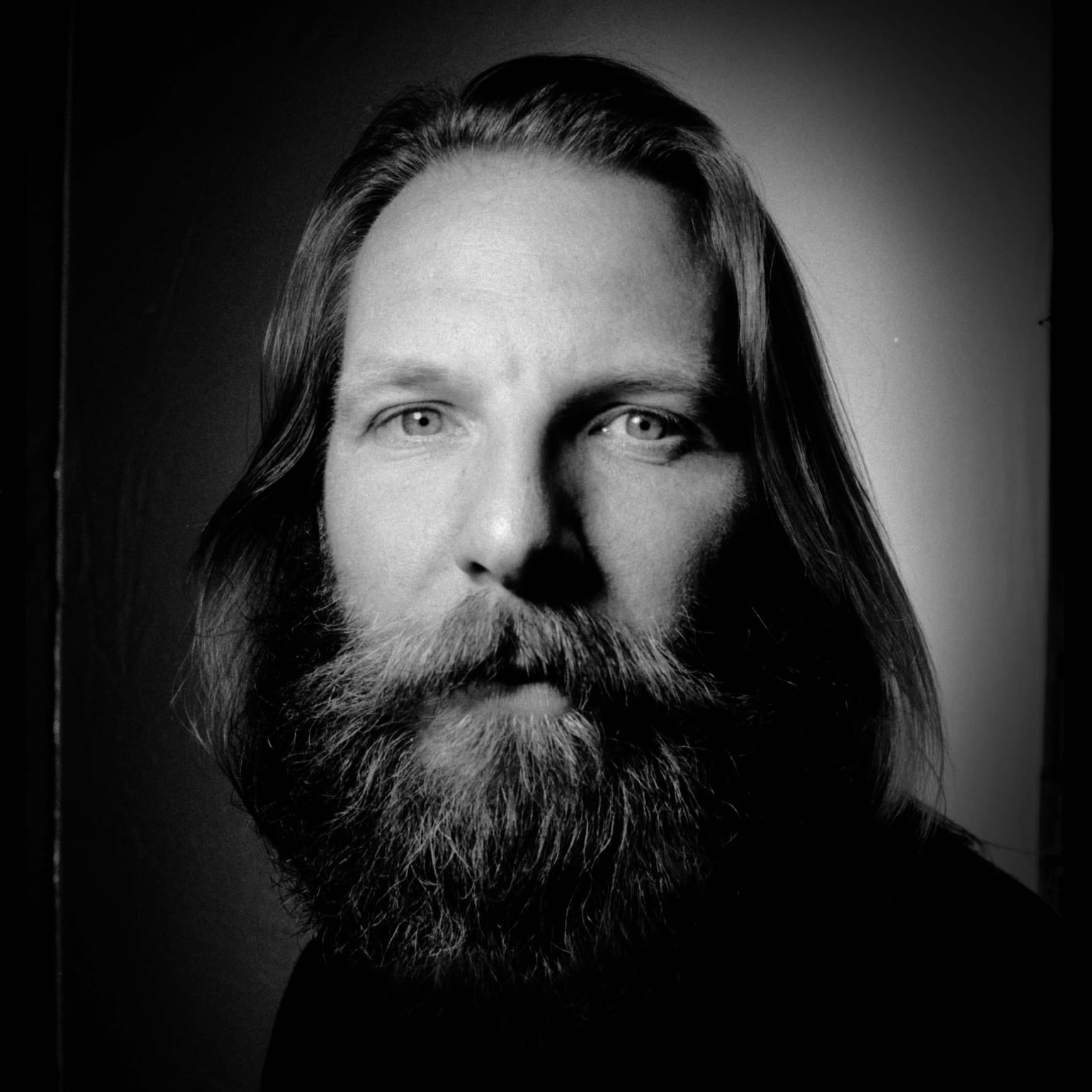 A photograph shows a portrait of Diego Hurtado de Mendoza.